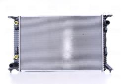 CHŁODNICA AUDI A4 4,2I-V8 04/07- /AUT/ NISSENS NIS 60322