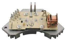 ŚWIECA ŻAROWA CITROEN 1,4-1,6HDI 01- SWAG SW62926221