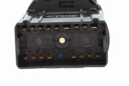 PRZEŁĄCZNIK ŚWATEŁ AUDI,VW A4,EXEO V10-73-0266