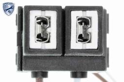 PRZEK.POMPY PALIWA VW 1,6 BENZ 94- VAICO V15-71-0019