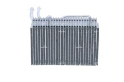 PAROWNIK PEUGEOT 406 04/99- NRF NRF36150