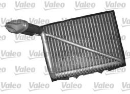 PAROWNIK KLIM. AUDI A4 95-04,TOLEDO 91-06,VW PASSAT 96-00 VALEO VAL817521