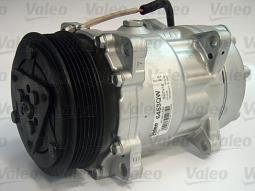 SPRĘŻARKA KLIM.                         PEUGEOT EXPERT 2,0D 01-03 VAL813810