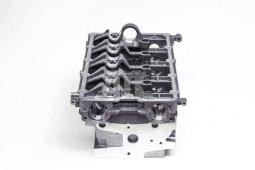 GŁOWICA SILNIKA /AMC/ AMC908818K