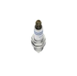FR7HPP332W ŚWIECA ZAPŁ.BOSCH VAG 2,0FSI PG7.1. 0 242 235 775
