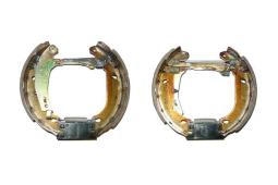 ZESTAW SZCZĘK HAM.Z CYLIN.RENAULT CLIO 1,4-1,8 90- /180X40/ PG 1.3. 0 204 114 012