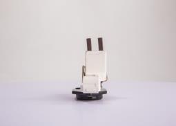 REG.NAP./BOSCH/ 14V /120A/ AUDI 91- PG12.6. 1 197 311 223