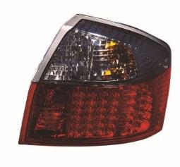 LAMPA /TYŁ/ (ZEWNĘTRZNA) AUDI A4 01-02 /KPL/ /DYMIONY/CZERWONY/ DEPO DE441-1946P3AE-SR